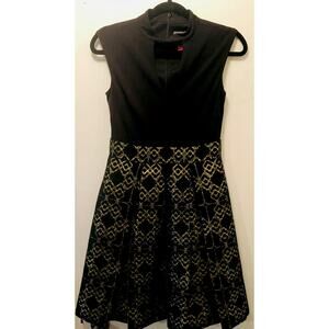 Vince Camuto Cocktail Dress SZ 2 Sleeveless Metallic Gold Black Lined Zip Fit B1